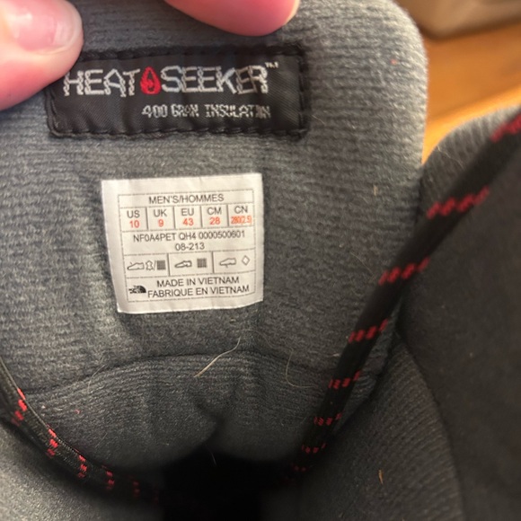 North face boots - Picture 5 of 5